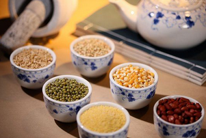 ��β������ף�������ȥ����ȥ�ߣ���һ�壿